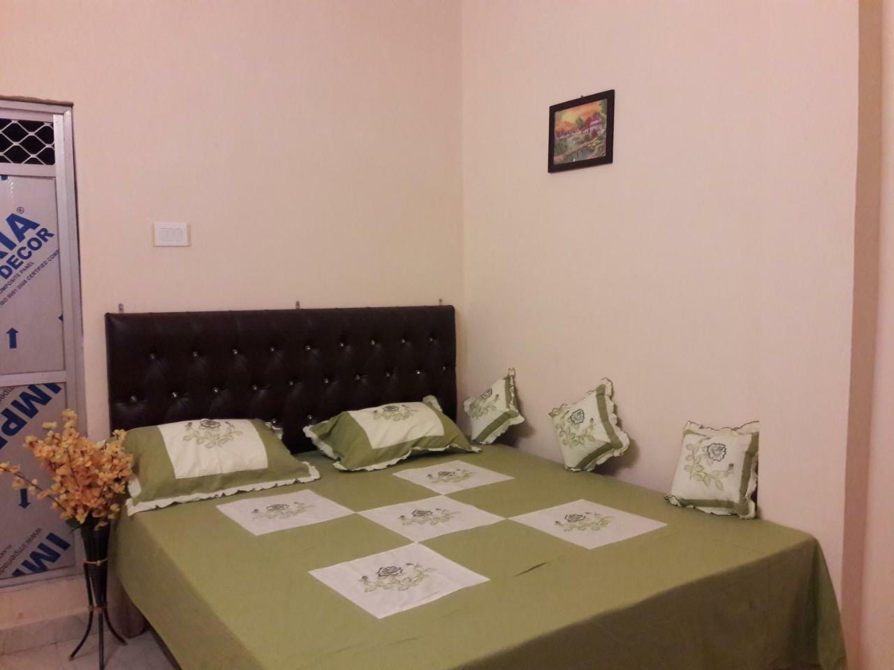 Mother Hostel Varanasi Ngoại thất bức ảnh
