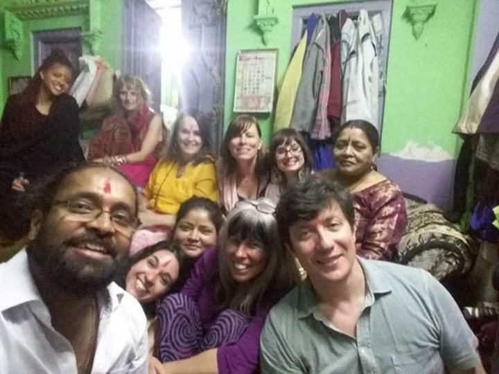 Mother Hostel Varanasi Ngoại thất bức ảnh